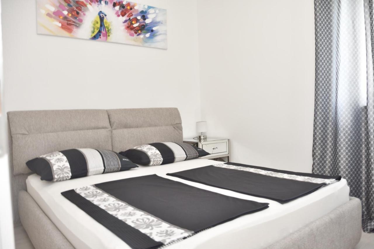 Apartment Josip 2 Трибунь Екстер'єр фото