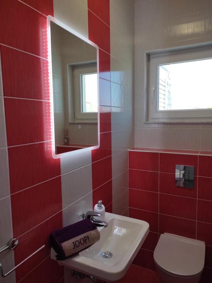 Apartment Josip 2 Трибунь Екстер'єр фото