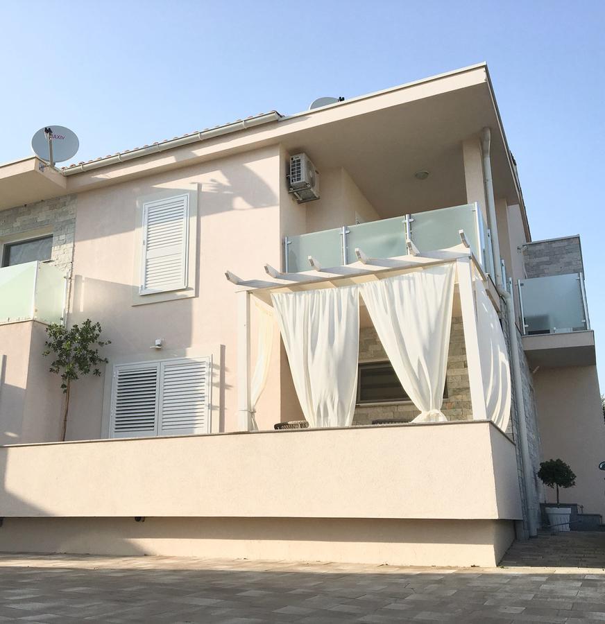 Apartment Josip 2 Трибунь Екстер'єр фото