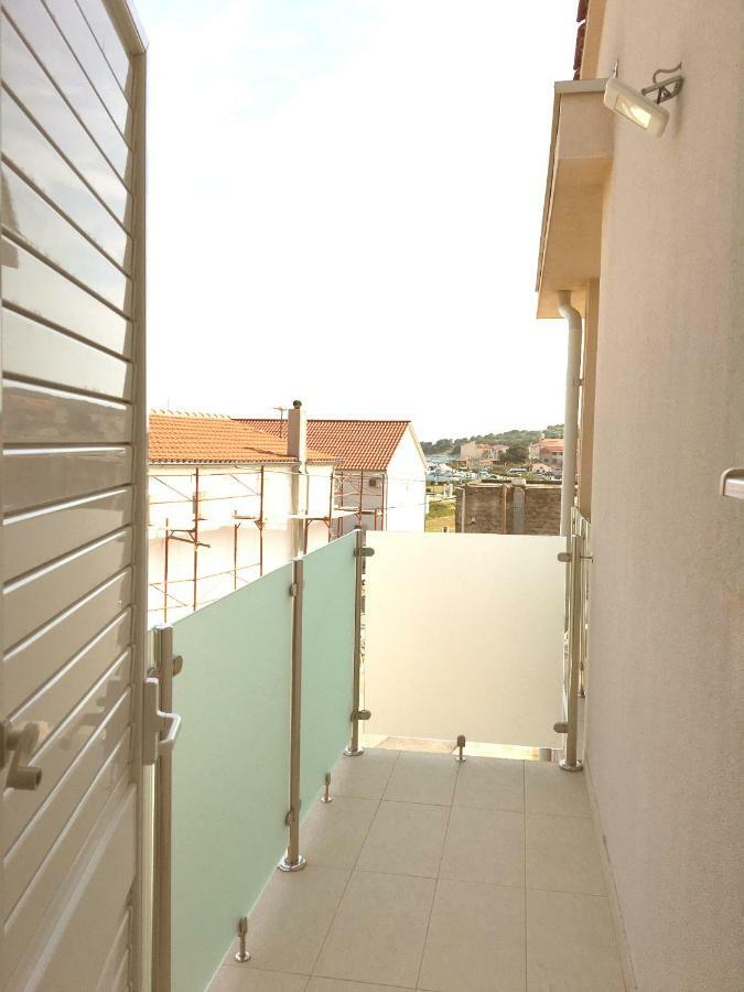 Apartment Josip 2 Трибунь Екстер'єр фото